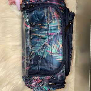 Lug Multicolor Patterned cosmetic case